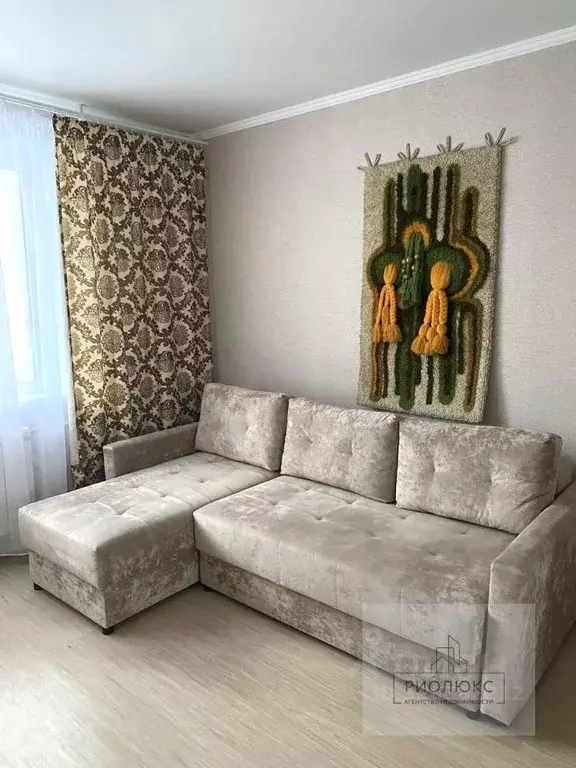 1-к кв. Челябинская область, Челябинск ул. Молодогвардейцев, 68А (40.0 ... - Фото 1