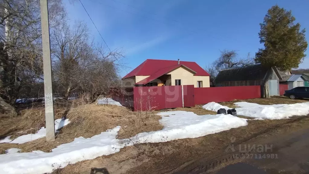 Дом в Смоленская область, Ельня Льнозаводская ул., 11 (39 м) - Фото 1