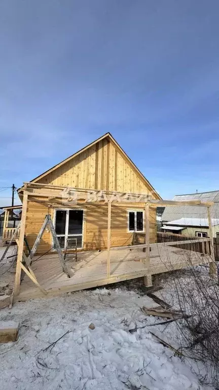 Дом в Бурятия, Тарбагатайский район, Саянтуйское с/пос, с. Нижний ... - Фото 1