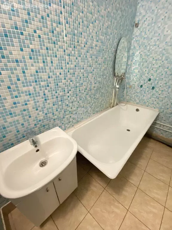 4-комнатная квартира: Западный, микрорайон Вишнёвая Горка, Олимпийская ... - Фото 1