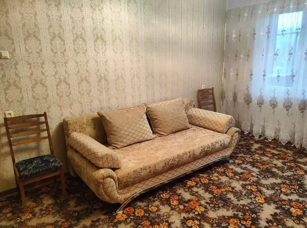 2-к кв. Белгородская область, Старый Оскол Восточный мкр, 9с1 (54.0 м) - Фото 2