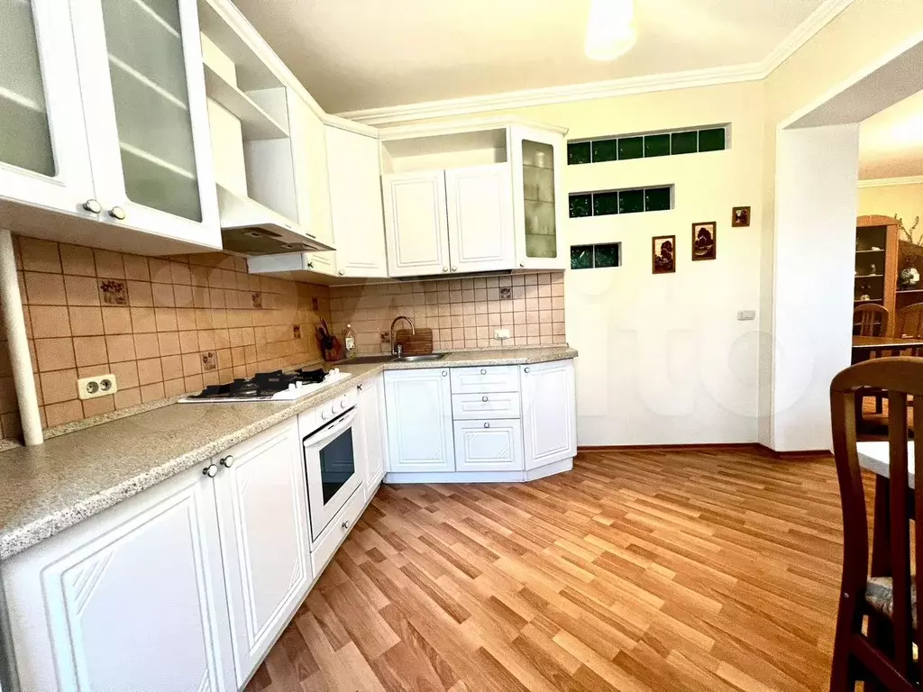 2-к. квартира, 80 м, 3/9 эт. - Фото 1