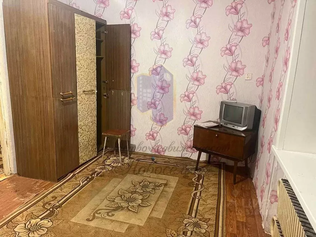 1-к кв. Белгородская область, Старый Оскол Интернациональный мкр, 29 ... - Фото 0