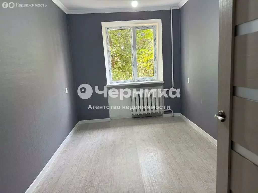 3-комнатная квартира: Шахты, переулок Татаркина, 24 (60 м) - Фото 1