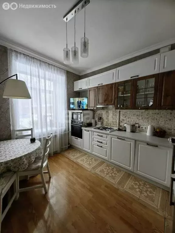 2-комнатная квартира: Екатеринбург, улица Бабушкина, 20 (60.2 м) - Фото 0