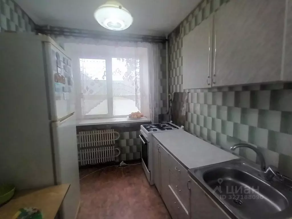 3-к кв. Ростовская область, Батайск Рабочая ул., 40 (57.9 м) - Фото 1