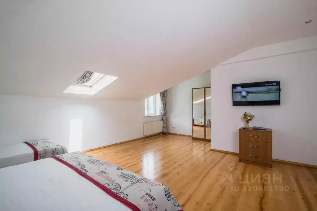 Комната Крым, Алупка ул. Западная, 6А (36.0 м) - Фото 1