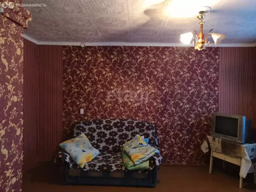 2-комнатная квартира: Ирбит, улица Орджоникидзе, 81 (38.2 м) - Фото 1
