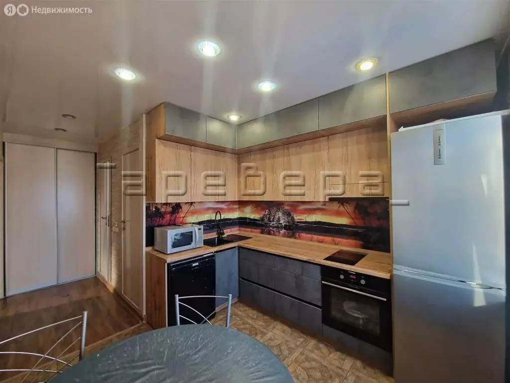 2-комнатная квартира: Красноярск, улица 40 лет Победы, 26 (53 м) - Фото 1