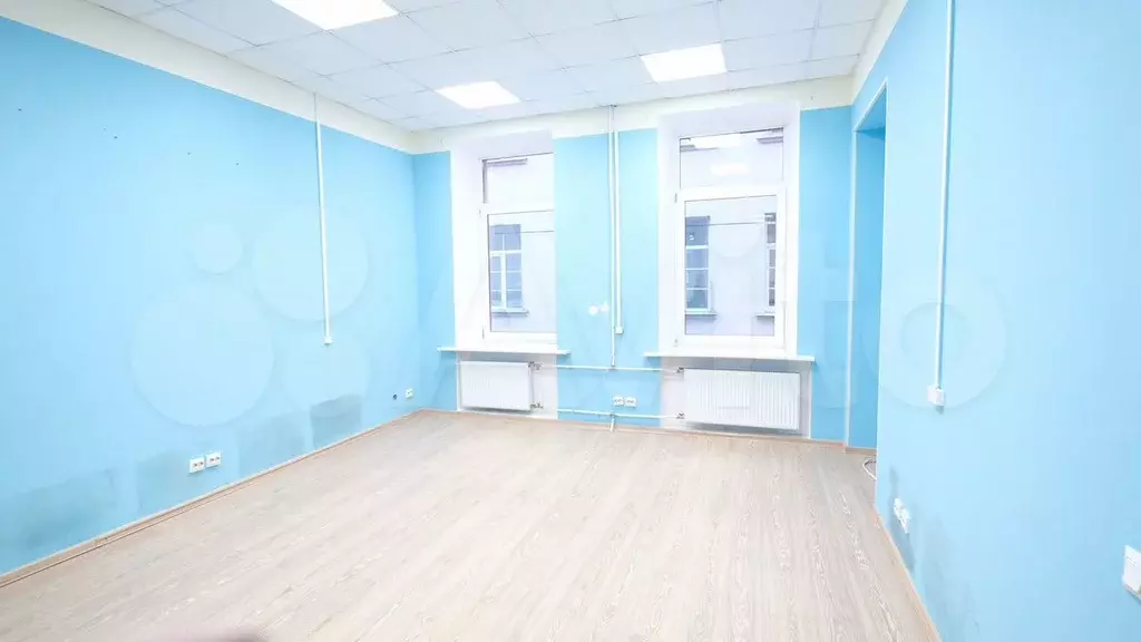 Аренда офиса 41.8 кв.метров, 4 этаж - Фото 1