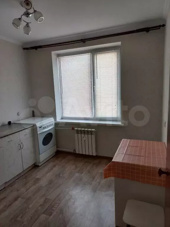 1-к. квартира, 30 м, 3/3 эт. - Фото 0