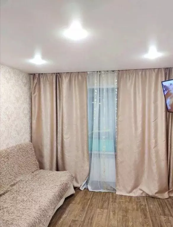 Студия Красноярский край, Красноярск ул. Корнетова, 12 (18.0 м) - Фото 1