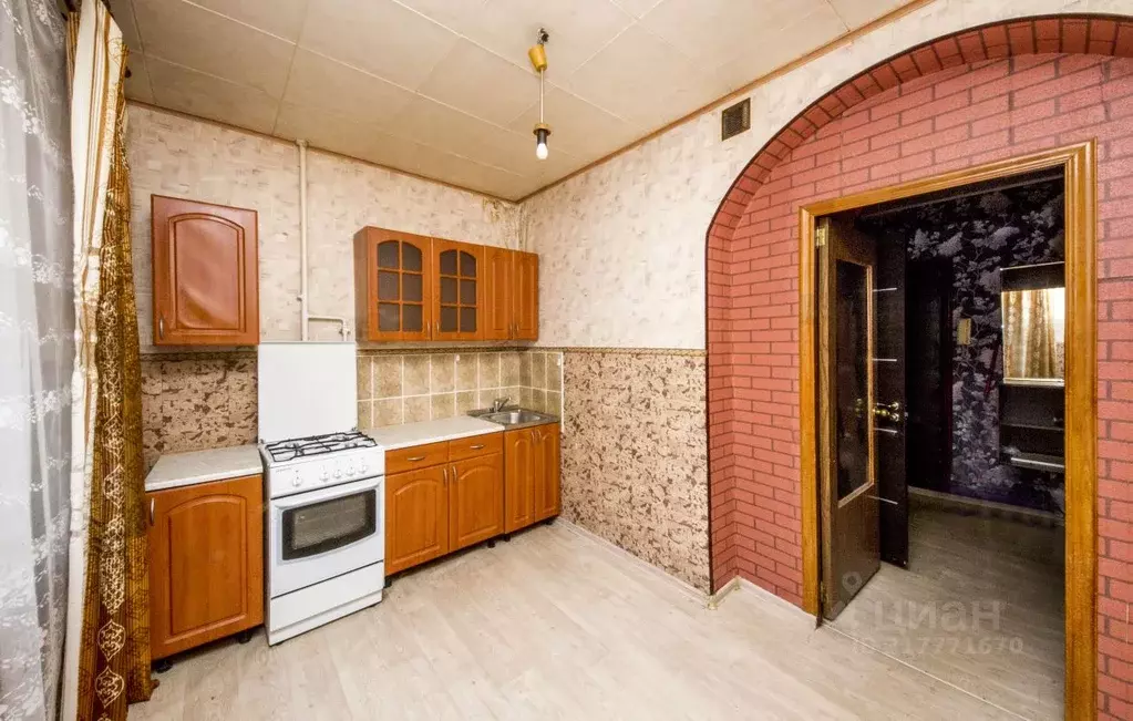 1-к кв. Омская область, Омск Радуга мкр, ул. Жуковского, 33/1 (37.2 м) - Фото 1