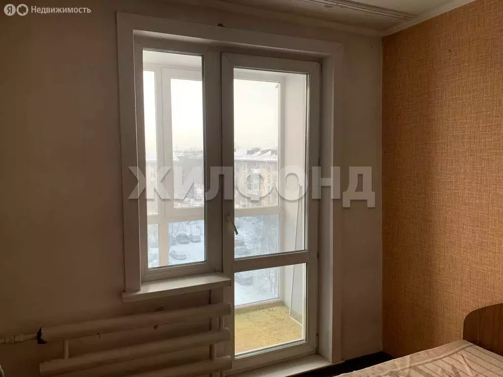 4-комнатная квартира: Бийск, Ударная улица, 27 (70.3 м) - Фото 1