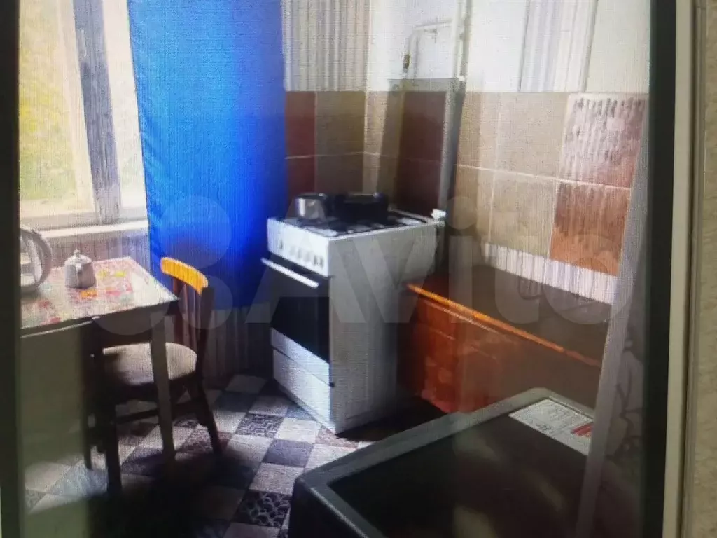 Комната 18 м в 2-к., 3/9 эт. - Фото 0