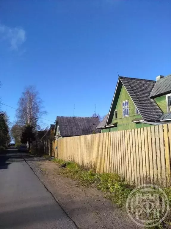 Дом в Санкт-Петербург, Санкт-Петербург, Сестрорецк ул. Тарховская, 14 ... - Фото 0