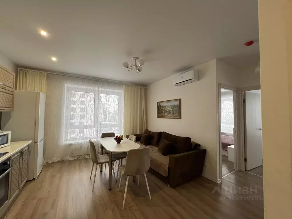 3-к кв. Московская область, Люберцы ул. Летчика Ларюшина, 2 (63.4 м) - Фото 1