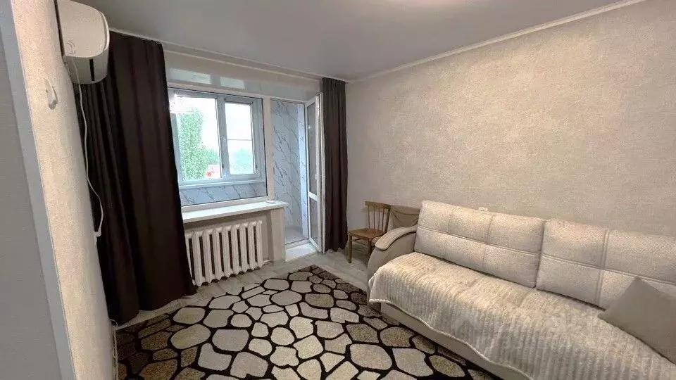 1-к кв. Астраханская область, Астрахань просп. Бумажников, 20 (27.5 м) - Фото 2