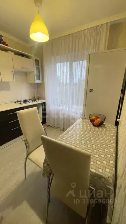 2-к кв. Адыгея, Майкоп ул. Чкалова, 79 (45.9 м) - Фото 0