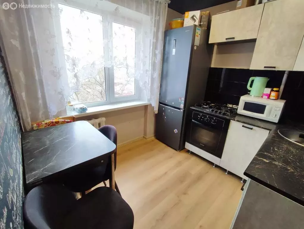 2-комнатная квартира: Новокуйбышевск, Молодёжная улица, 14 (46 м) - Фото 1