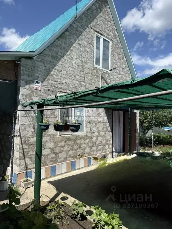 Дом в Саратовская область, Балаково Приканальное СТ, ул. Садовая (69 ... - Фото 1