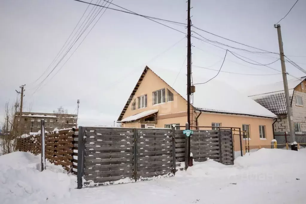 Дом в Ханты-Мансийский АО, Пыть-Ях 2а мкр, Таежная ул. (170 м) - Фото 1