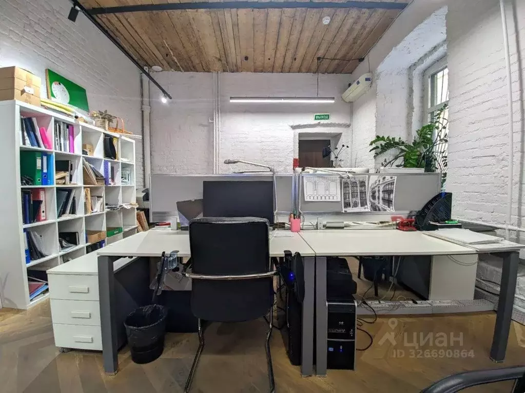 Помещение свободного назначения в Москва Страстной бул., 4С2 (250 м) - Фото 1