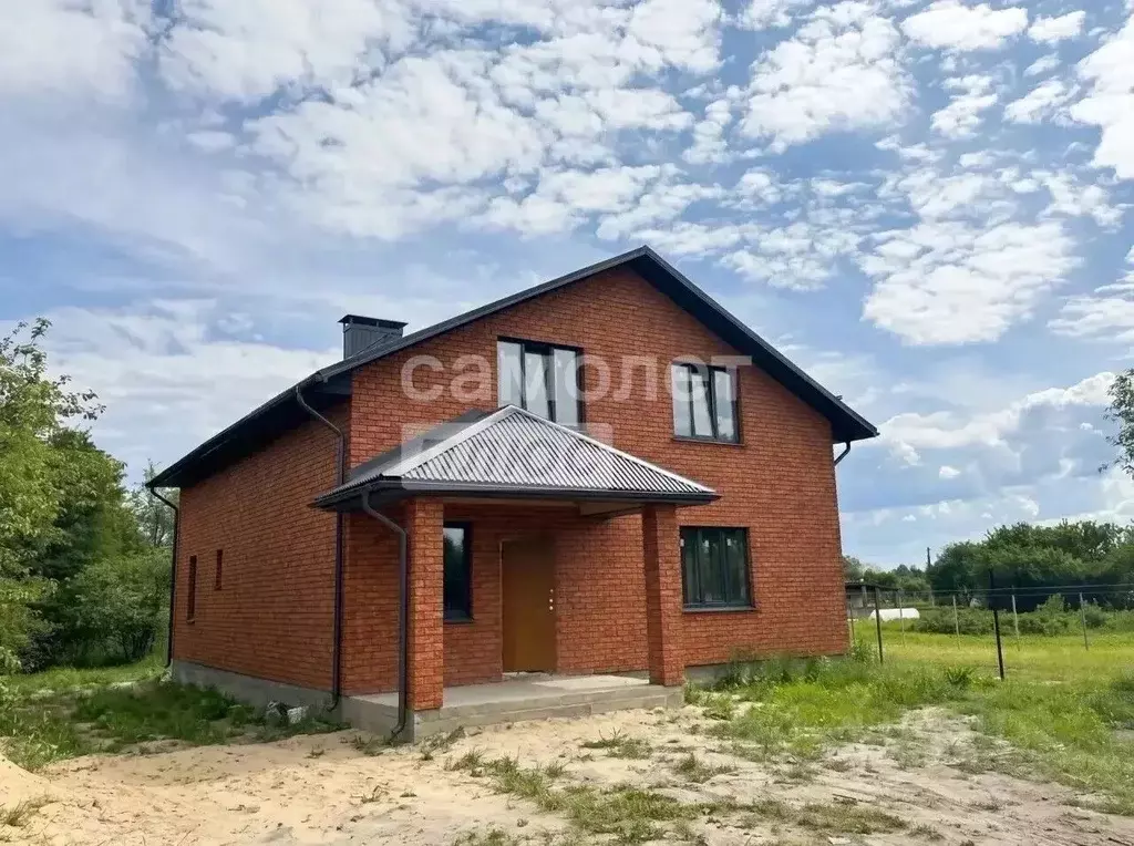 Дом в Брянская область, Брянский район, Добрунское с/пос, д. Добрунь ... - Фото 1