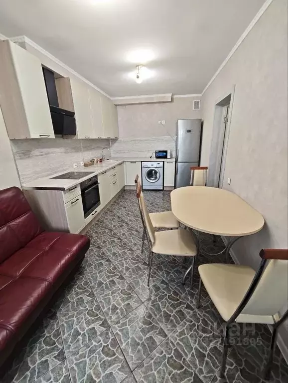 2-к кв. Татарстан, Казань просп. Победы, 78 (83.0 м) - Фото 2