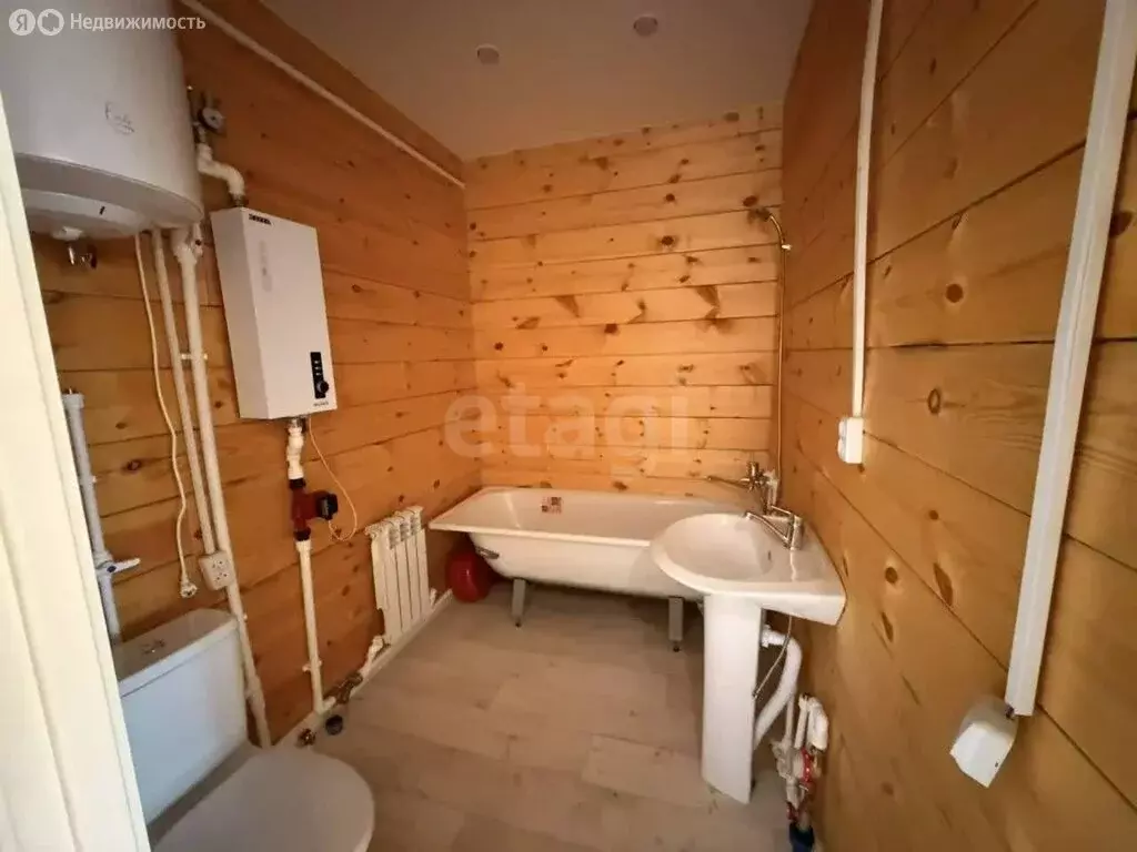 Дом в село Иволгинск, Апрельская улица (220 м) - Фото 2