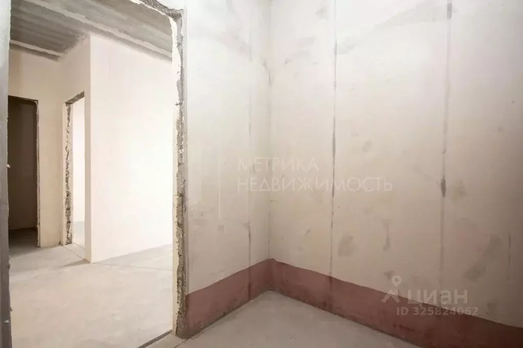 1-к кв. Тюменская область, Тюмень Новгородская ул., 22 (41.6 м) - Фото 1