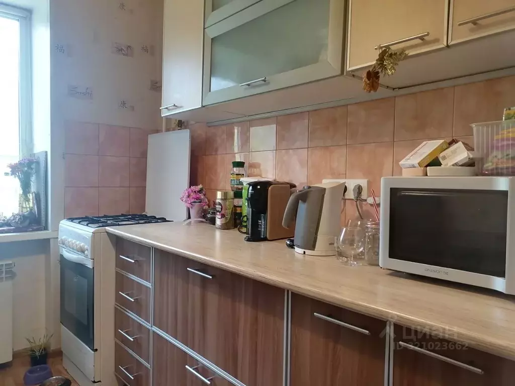 2-к кв. Омская область, Омск Городок Нефтяников мкр, ул. 50 лет ... - Фото 1