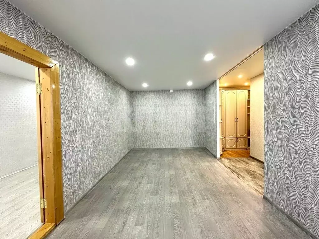 2-к кв. Вологодская область, Сокол ул. Менделеева, 55 (46.0 м) - Фото 0