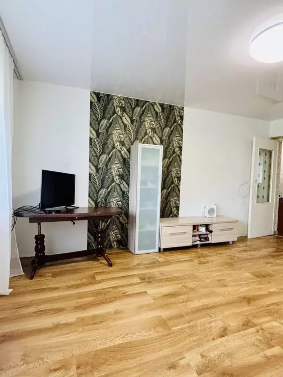 2-к кв. Калининградская область, Гвардейск Садовая ул., 3 (48.5 м) - Фото 0