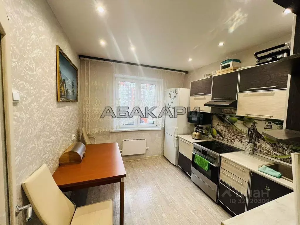 3-к кв. Красноярский край, Красноярск ул. Чернышевского, 71 (66.0 м) - Фото 2