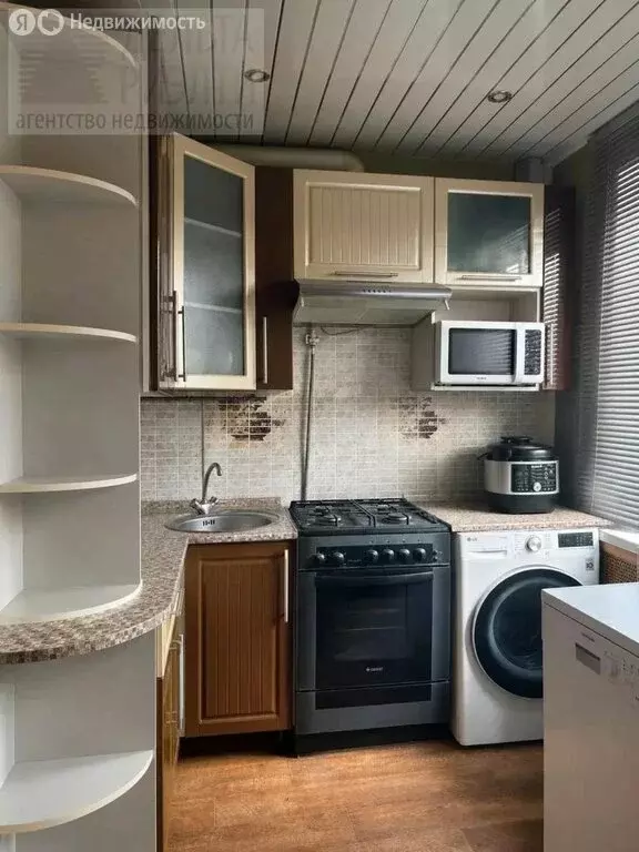 4-комнатная квартира: село Ново-Талицы, Садовая улица, 8 (58.8 м) - Фото 1