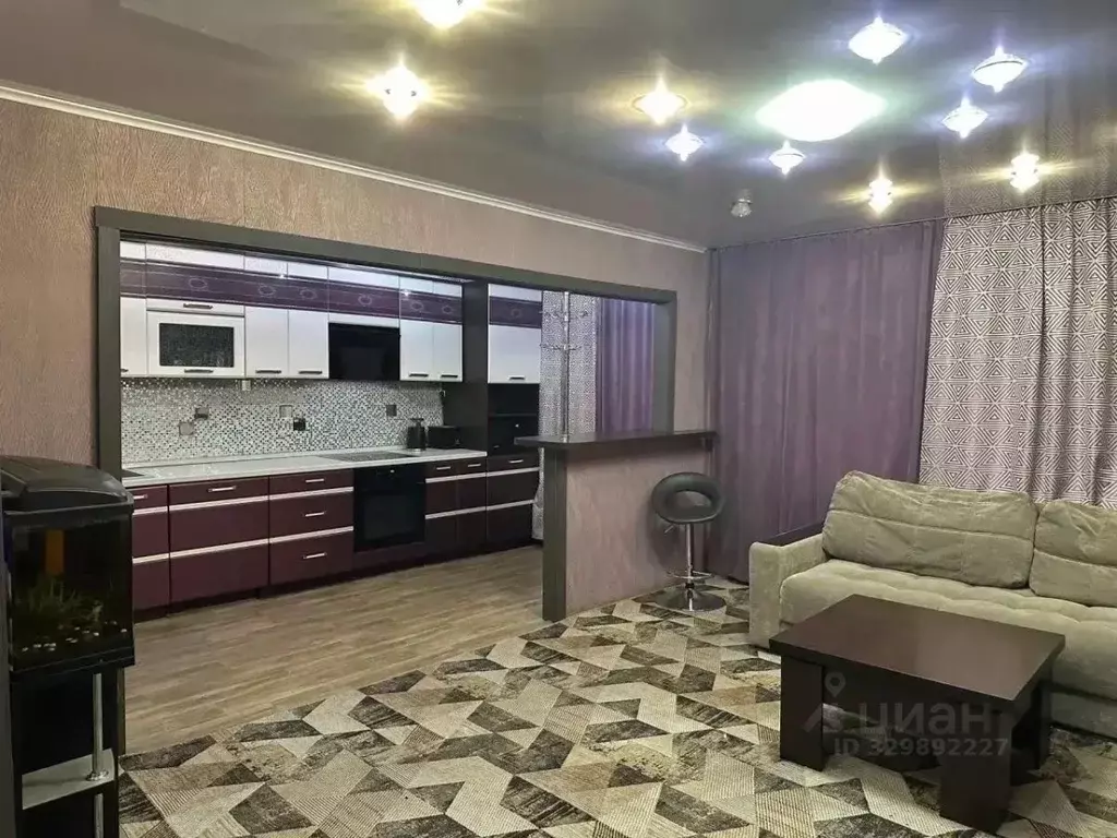 3-к кв. Челябинская область, Челябинск ул. Гагарина, 26А (76.5 м) - Фото 1