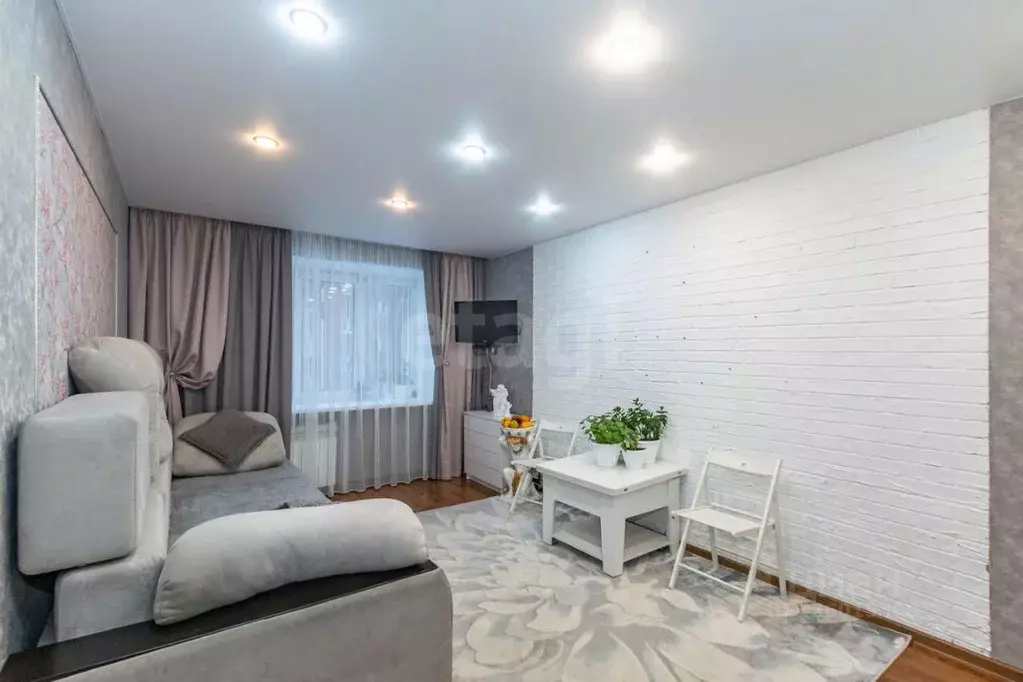 1-к кв. Омская область, Омск ул. Романенко, 13А (29.2 м) - Фото 1