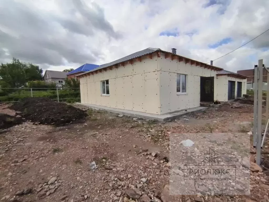 Дом в Челябинская область, с. Агаповка ул. Горная, 22/1 (120 м) - Фото 1