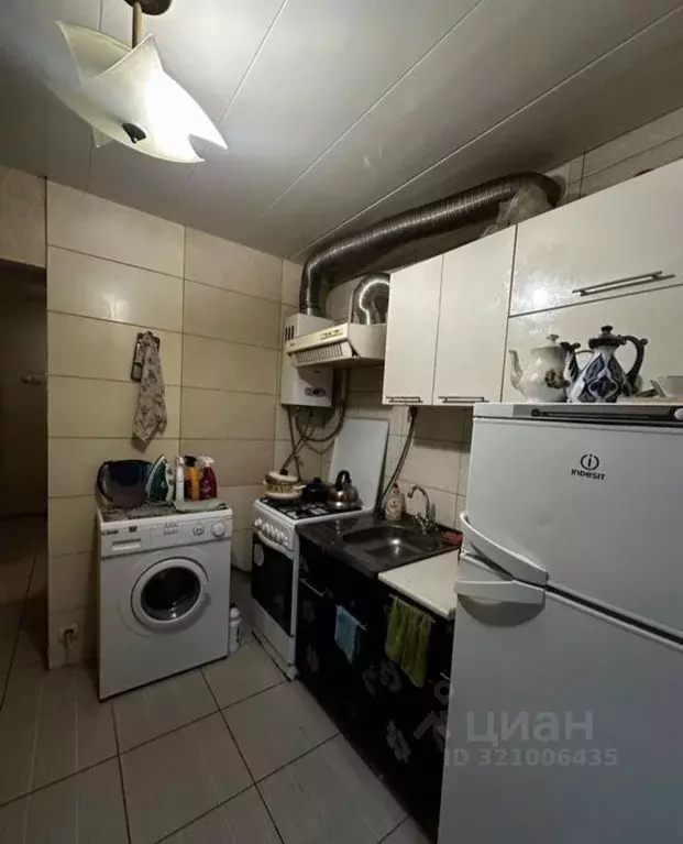 Комната Ставропольский край, Пятигорск ул. Орджоникидзе, 7 (10.0 м) - Фото 1