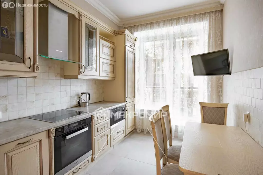 3-комнатная квартира: Санкт-Петербург, Киевская улица, 3 (75 м) - Фото 1