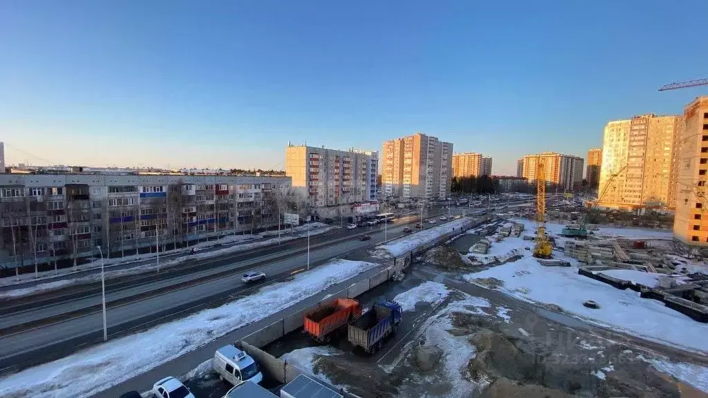 2-к кв. Ханты-Мансийский АО, Сургут ул. Крылова, 20 (70.2 м) - Фото 1