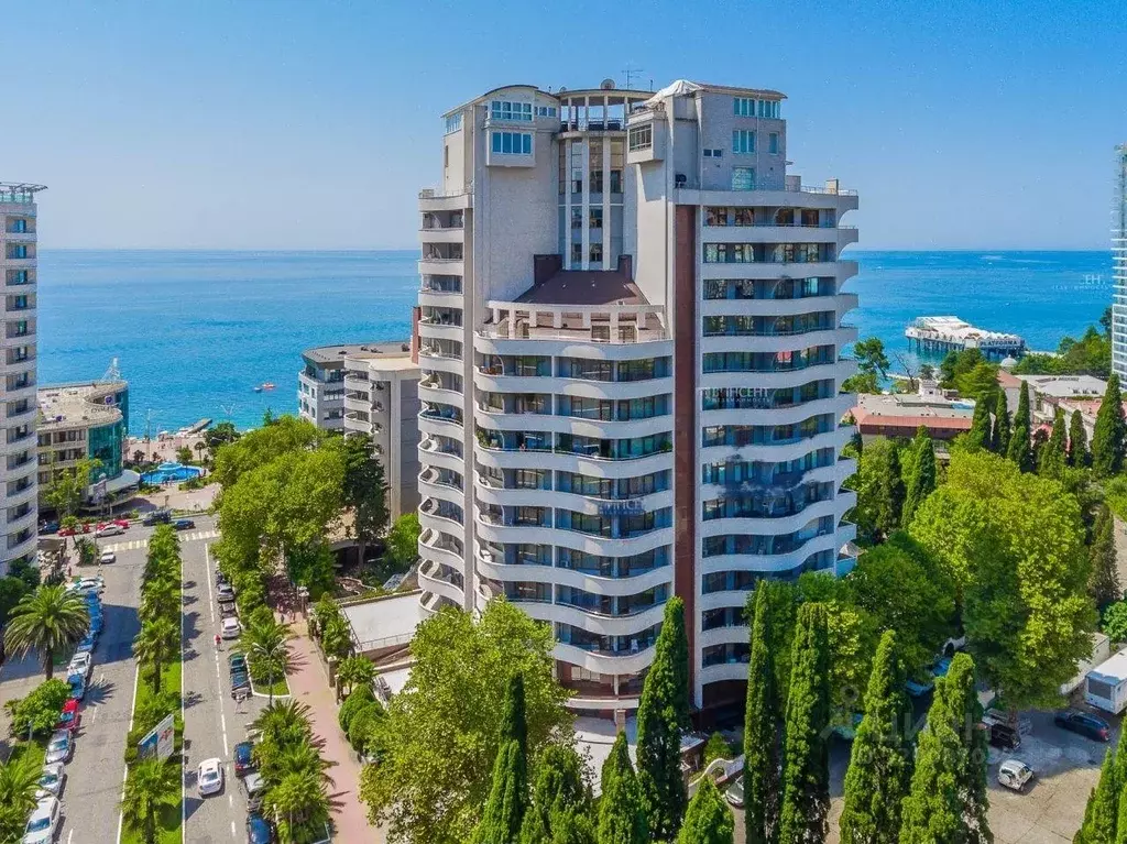 Квартира, 4 комнаты, 250 м - Фото 0