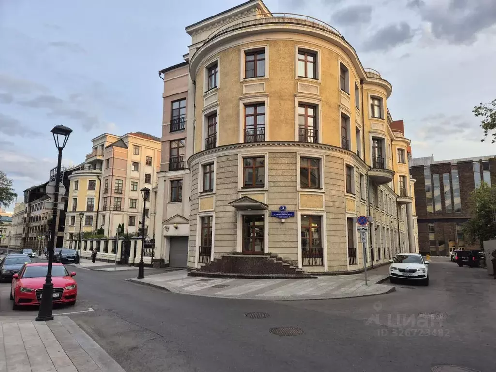 Гараж в Москва Большой Гнездниковский пер., 3 (16 м) - Фото 1