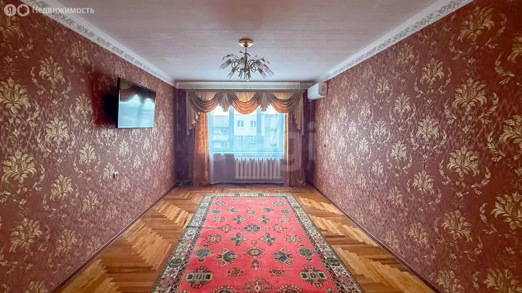 4-комнатная квартира: Нальчик, улица Тарчокова, 54В (85 м) - Фото 1