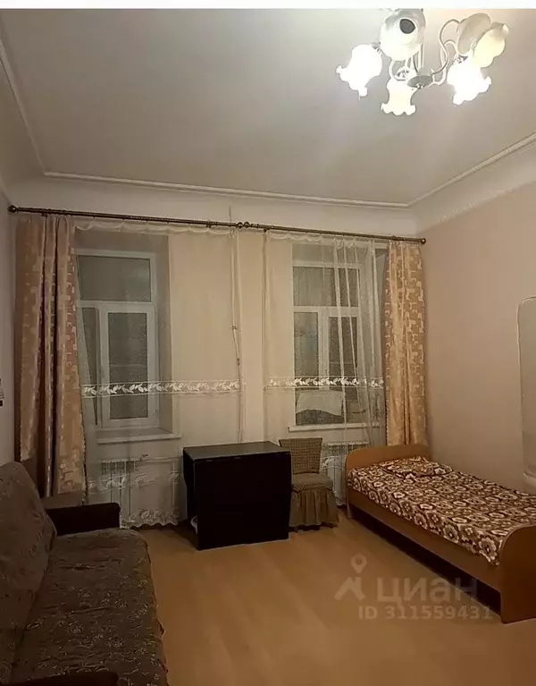 Комната Санкт-Петербург Певческий пер., 5 (25.3 м) - Фото 0