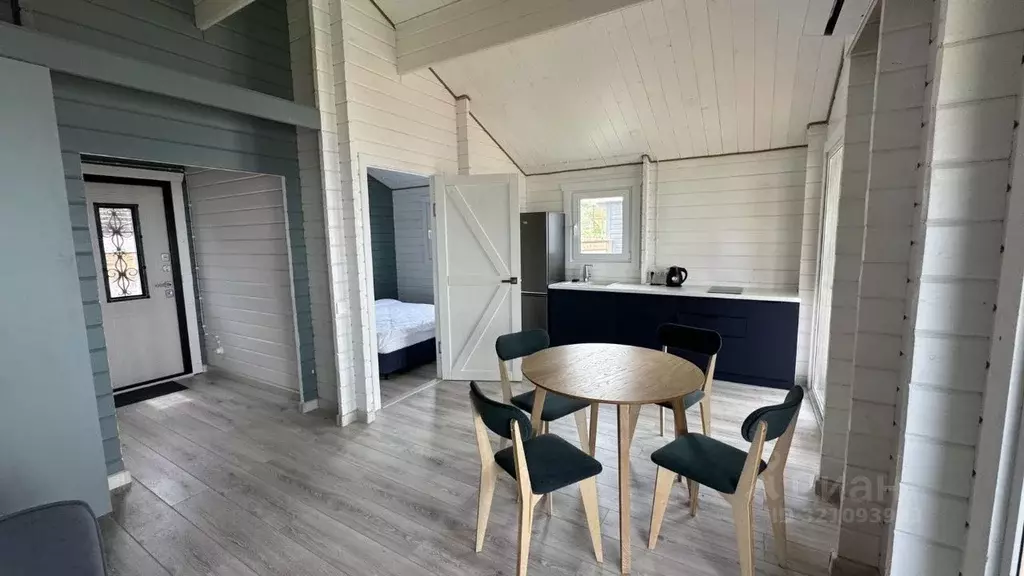 Дом в Крым, Ленинский район, Глазовское с/пос, с. Юркино ул. Кирова, ... - Фото 2