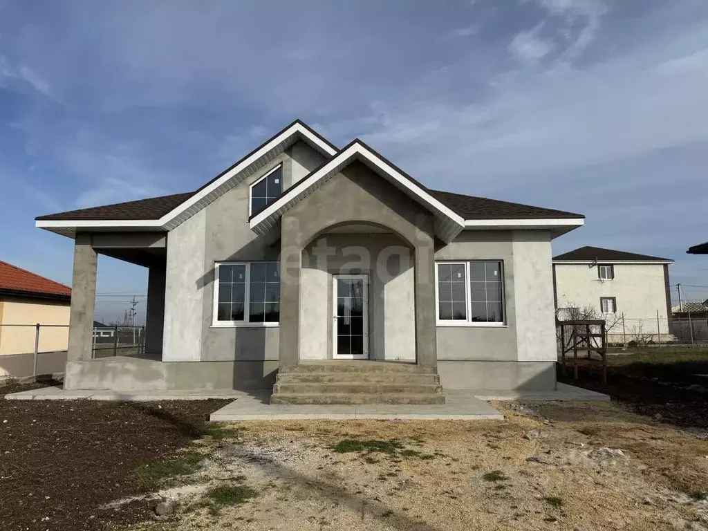 Дом в Крым, Саки ул. Нури Халилова (120 м) - Фото 1