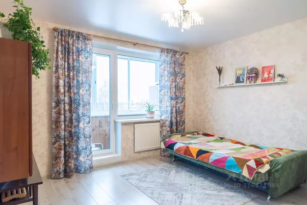 3-к кв. Карелия, Петрозаводск ул. Ровио, 1 (69.2 м) - Фото 0
