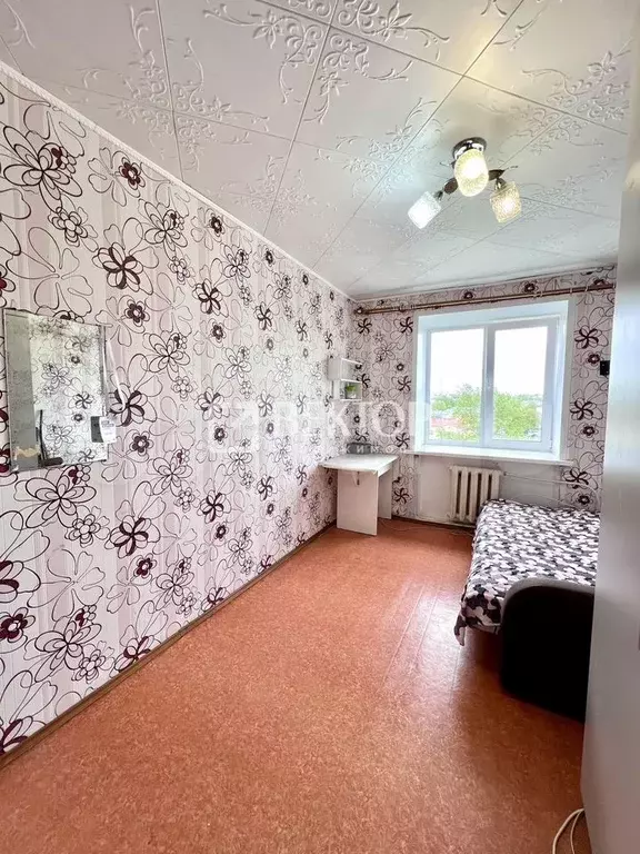 Комната 12 м в 4-к., 9/9 эт. - Фото 0
